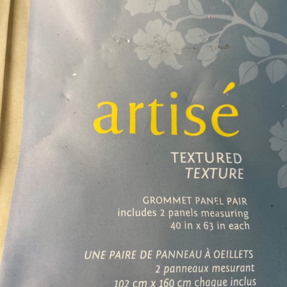 Curtains - Picture 3 of 4